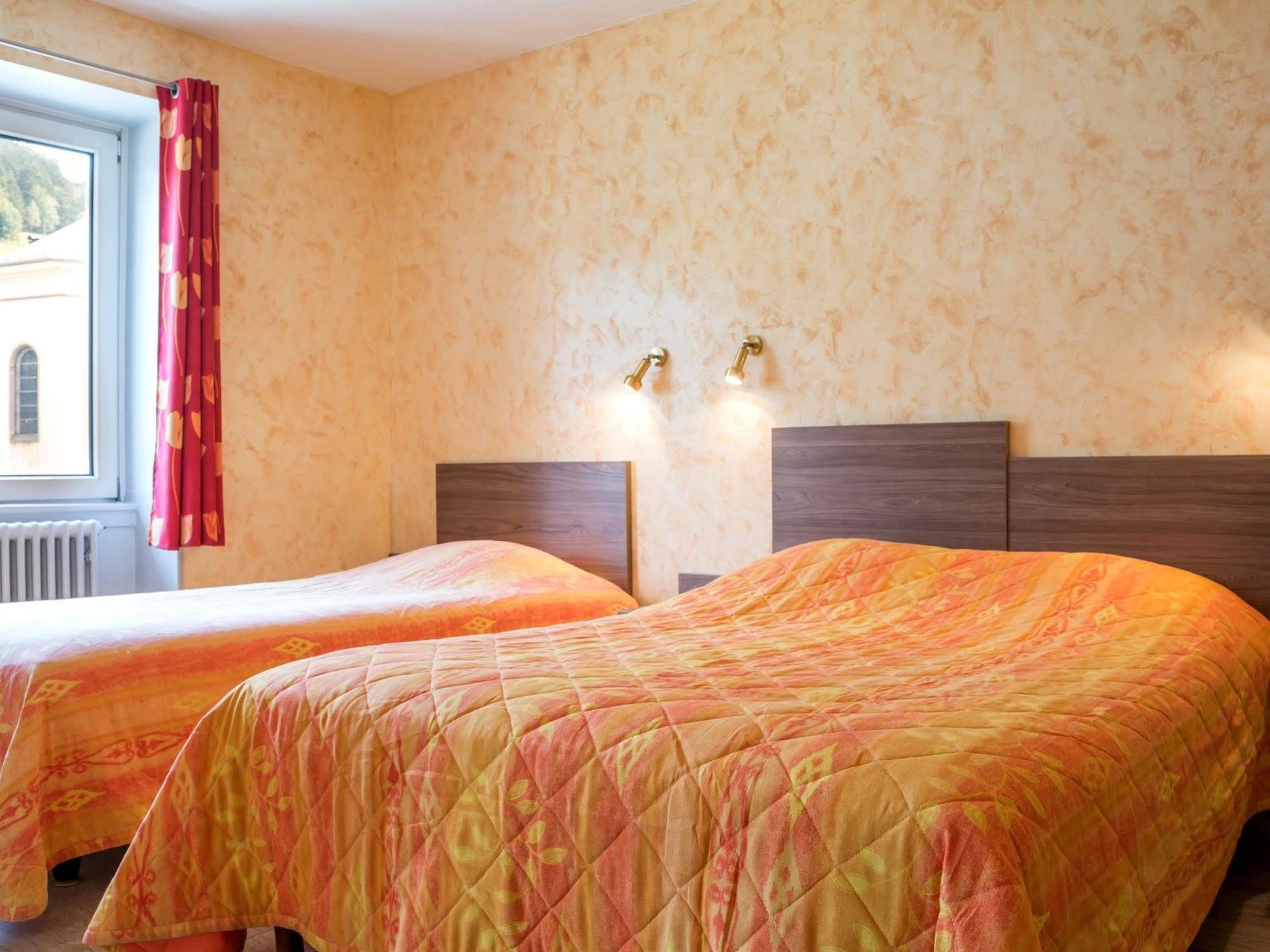 Logis Hotel Wetterer Orbey Eksteriør bilde